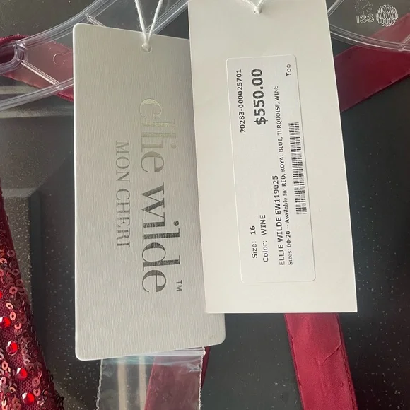 LET’S GET WILDE size 16 FORMAL DRESS - Picture 6 of 6